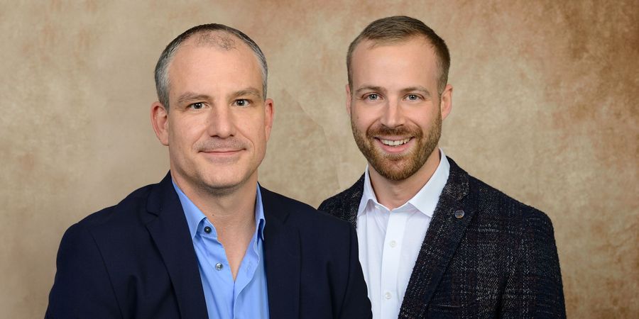 Marcel Leeman, Leiter Entwicklung & Vertrieb und Robin Auer, Leiter Marketing & Vertrieb Markenartikel der Chocolat Bernrain AG Marcel Leeman, Leiter Entwicklung & Vertrieb und Robin Auer, Leiter Marketing & Vertrieb Markenartikel der Chocolat Bernrain AG