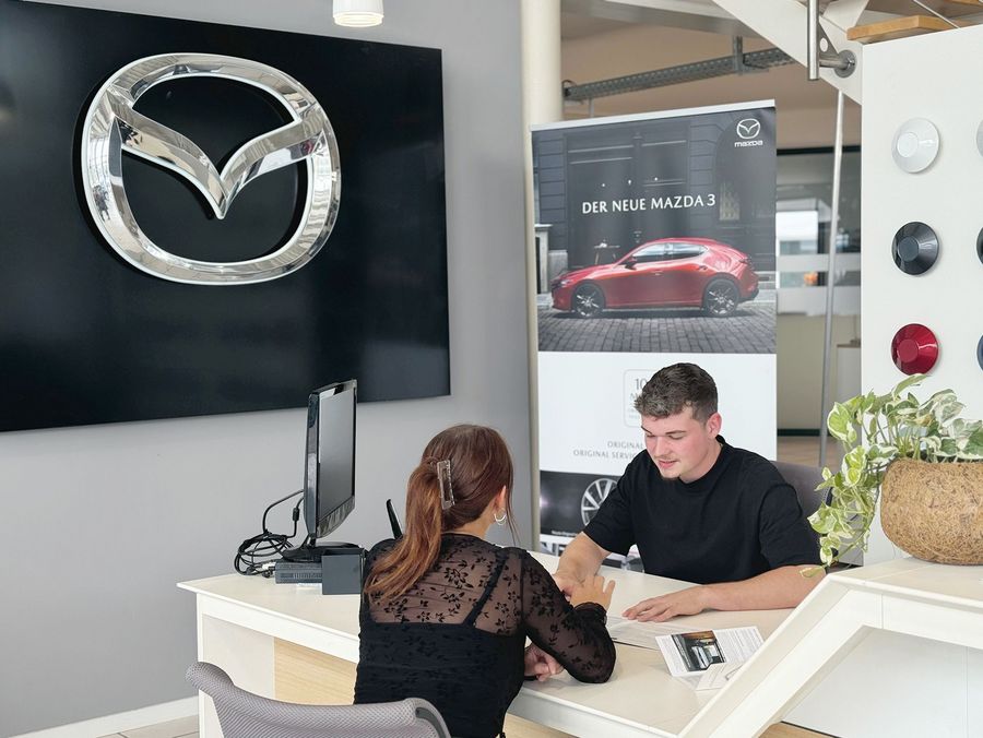 Coenen Motors GmbH Beratungsgespräch