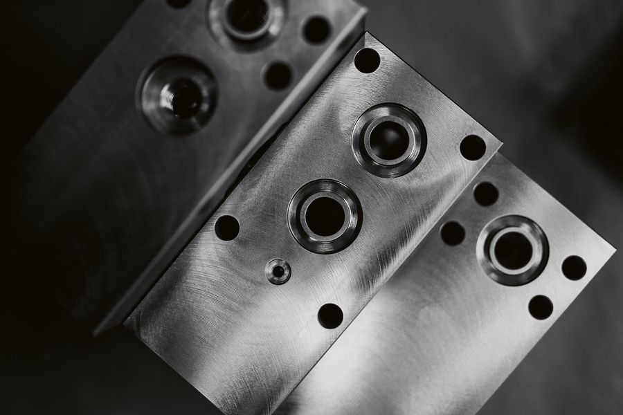 ENGESSER GmbH Metallstück ENGESSER GmbH Metallstück